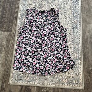 Banana republic printed purple flower blouse (small)